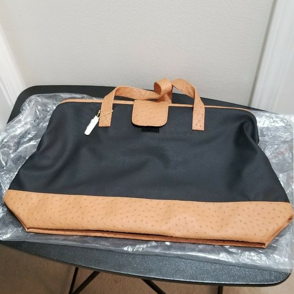 NEW ELIZABETH ARDEN‎ EXCLUSIVE VEGAN OSTRICH BAG - Picture 1 of 8